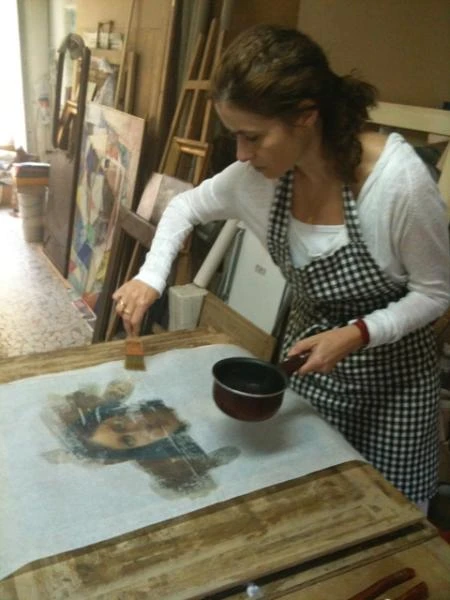 Cartonnage de la toile avant rentoilage