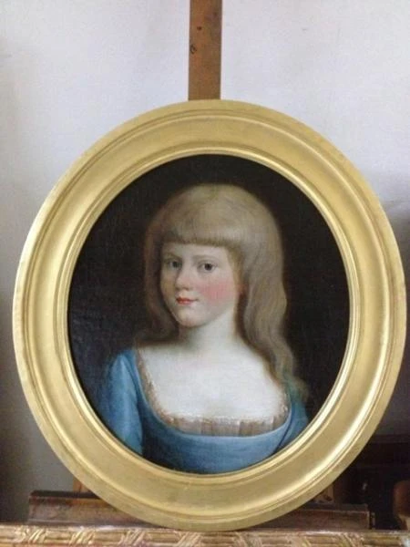 Portrait de jeune fille début XIXème restauré