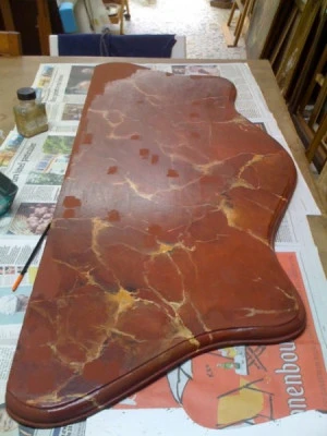 Marbre, reconstitution avec pose d'un enduit et d'une assiette